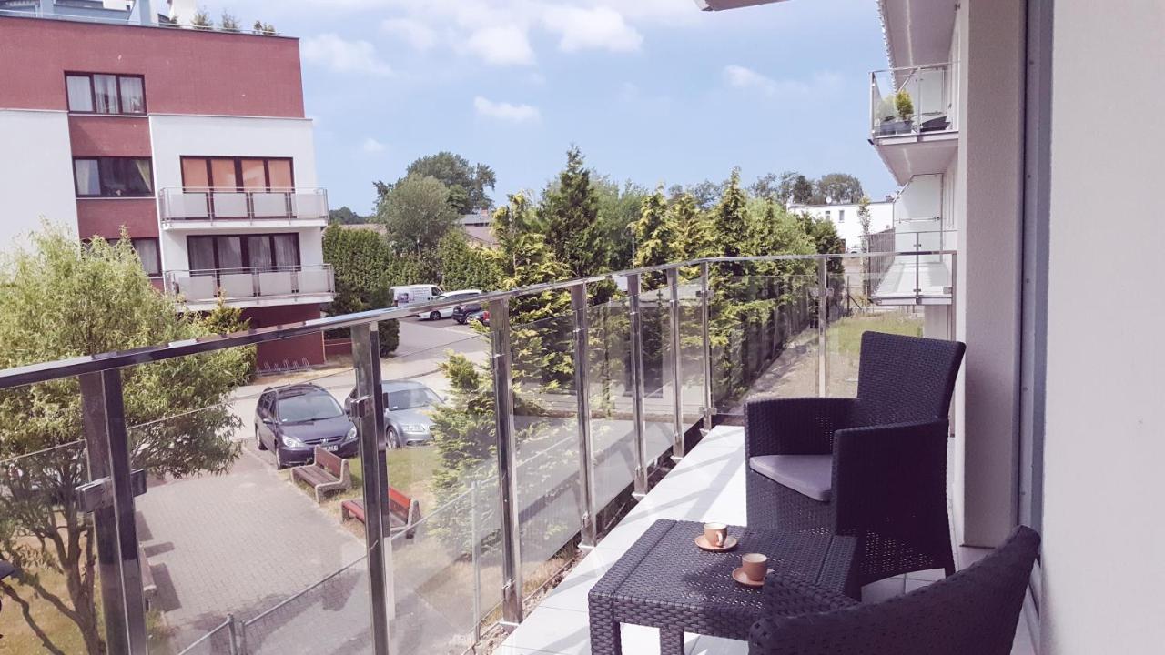 Komfortowy Apartament Lazur Z Garazem コウォブジェク エクステリア 写真